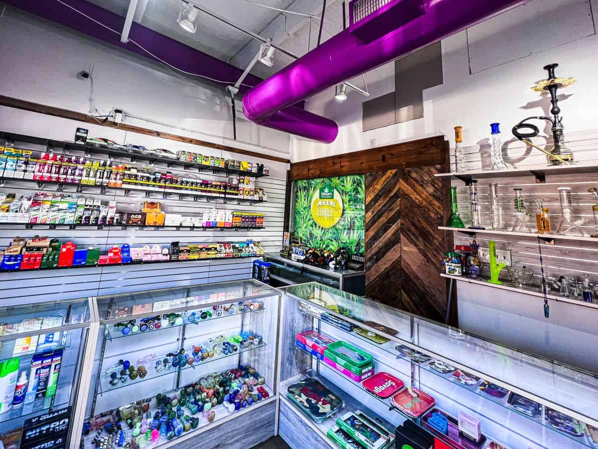 Hemp Market Bloom Vape Shop 21